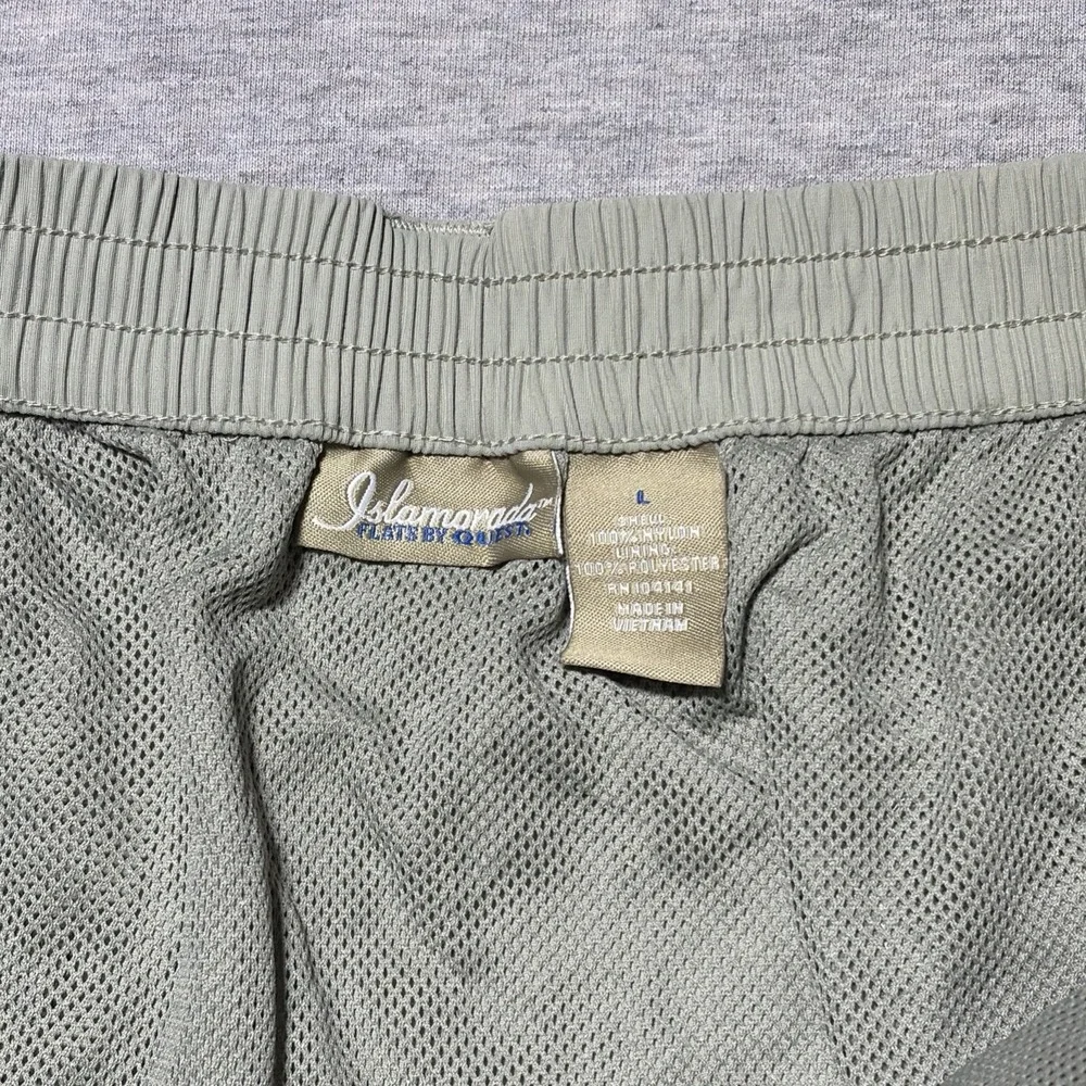 Islamorada Flats by Quest - Sage-  nylon cargo, hiking shorts, size Large‎